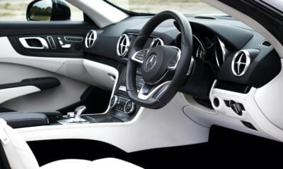 interior mobil halotomotif