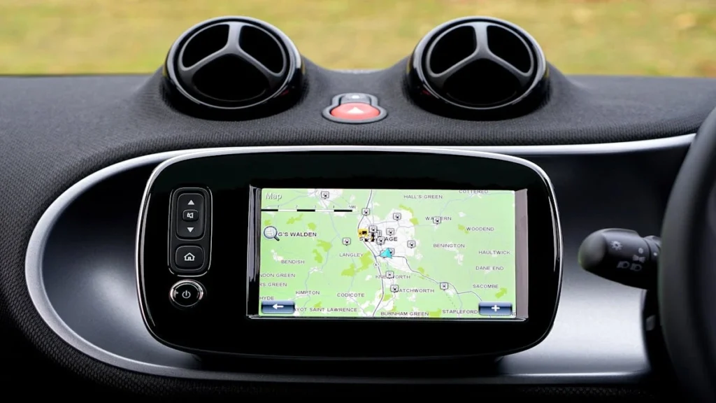 GPS tracker di mobil