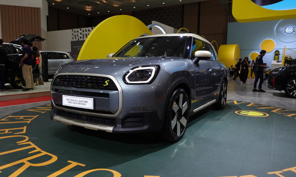 All new electric mini countryman