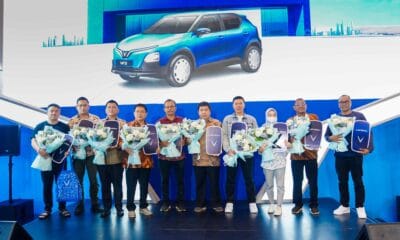 VinFast melakukan pengiriman VF5 di Indonesia