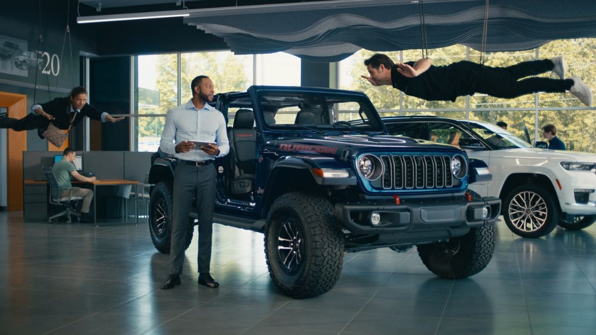 Iklan Jeep menyerupai Mission Impossible