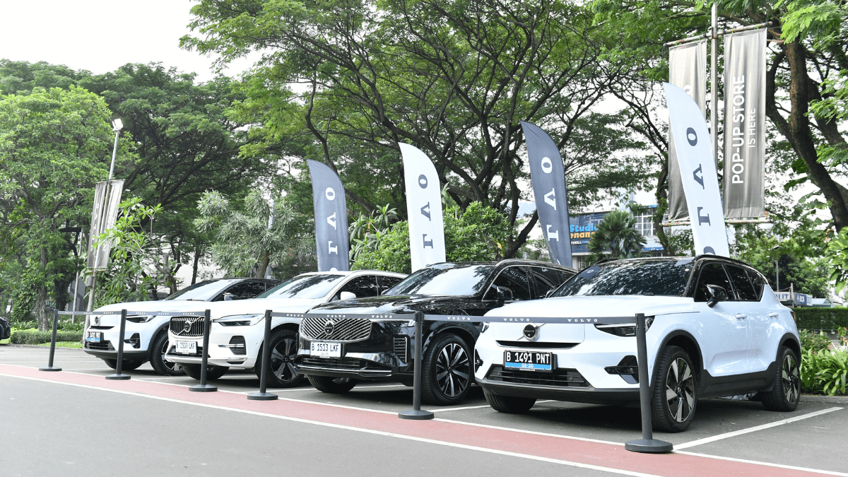 Pop Up Store Volvo Alam Sutera